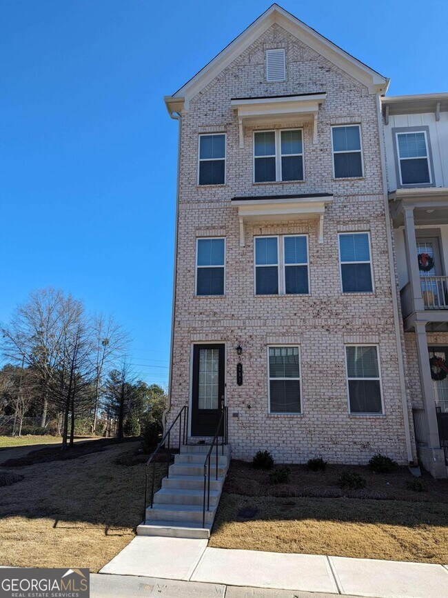 Primary Photo - 201 Spike Trl SE