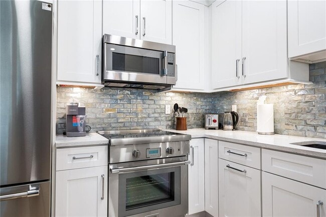 Building Photo - 1234 15th St