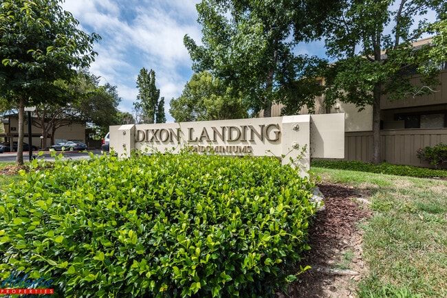 Building Photo - Dixon Landing Condo | Remodeled Kitchen | ...