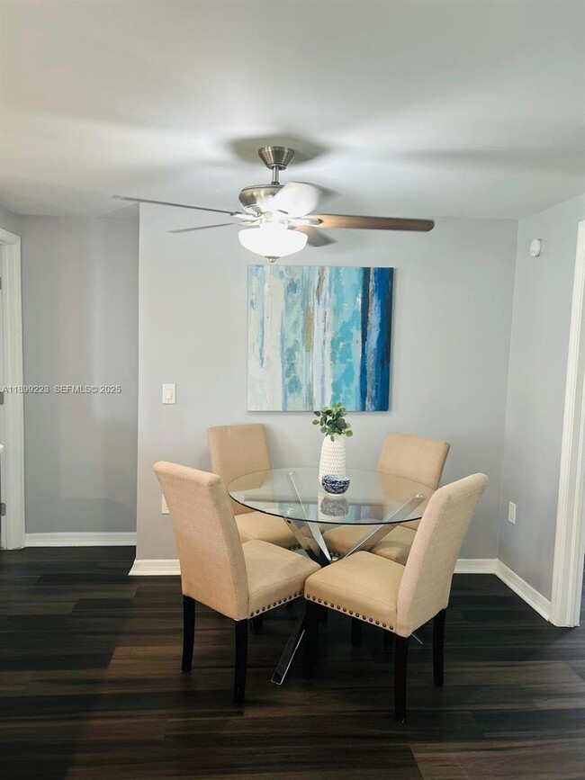 Building Photo - 2013 Finland Dr