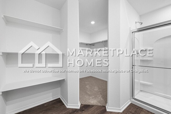 Building Photo - 22 Cedarwood Dr