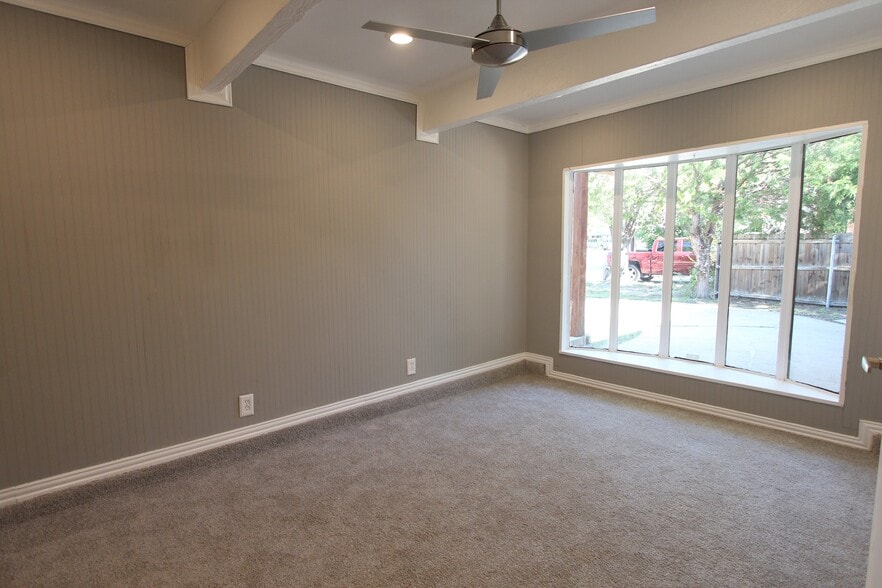 Multi purpose room - 1418 Finley Rd