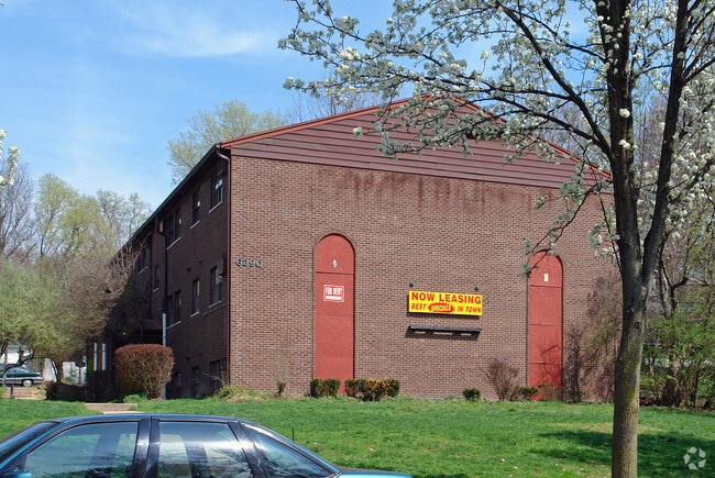Primary Photo - Gracely Gates Apartments