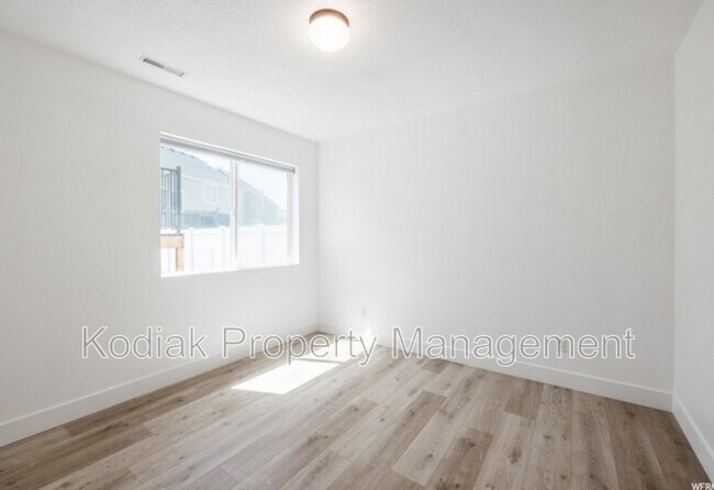 Building Photo - 5257 Copeland Dr
