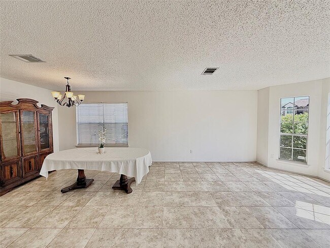 Building Photo - 1407 Deer Ledge Trail