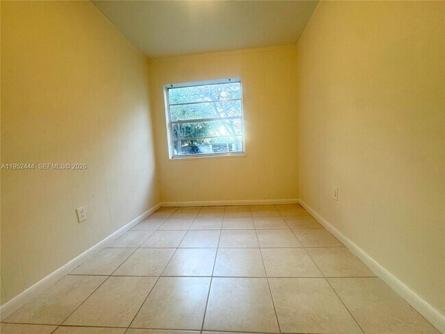 Building Photo - 12885 NW 16th Ave