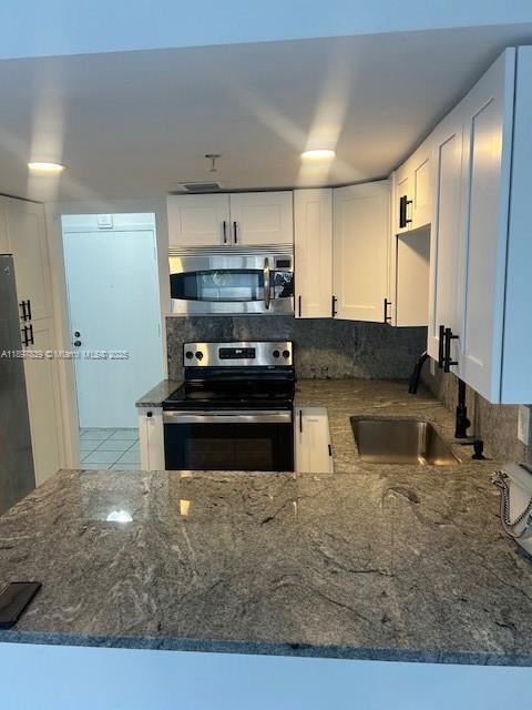 Building Photo - 10661 SW 108th Ave