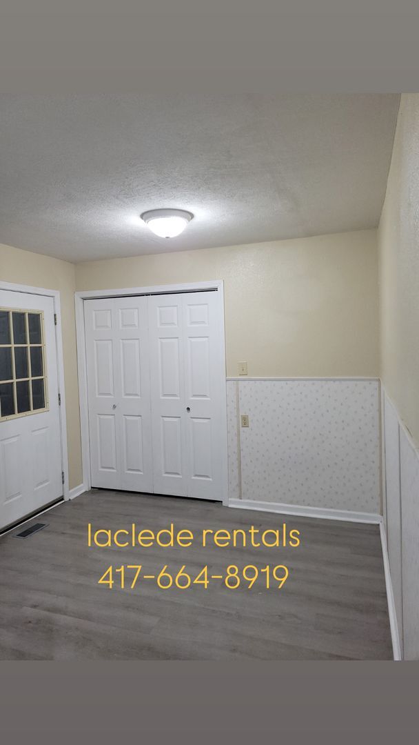 Building Photo - SPRING SPECIAL $850 RENT FOR THE 1ST MONTH !!!!!!