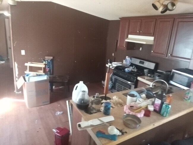 Building Photo - 3500 N Dirksen Pkwy