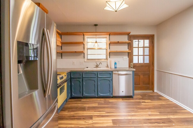 Building Photo - 4814 10th St