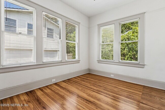 Building Photo - 2747 Forbes St