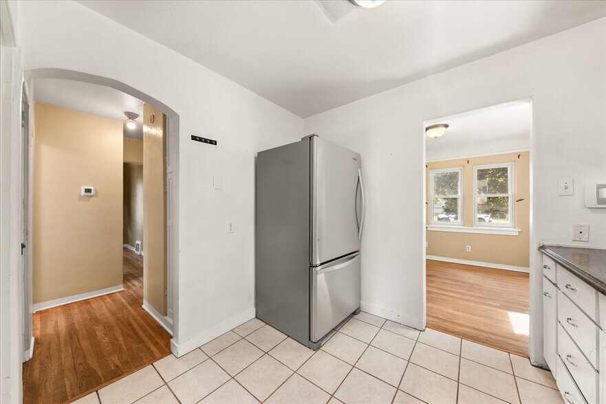 Building Photo - 2431 N Atlantic St