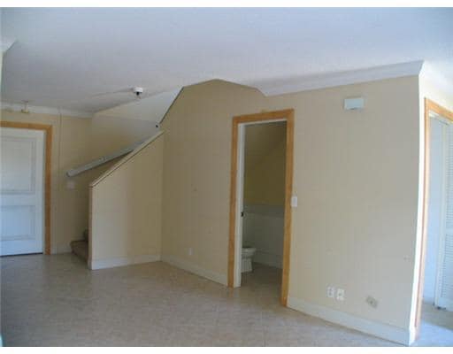 Building Photo - 1401 Cypress Way W