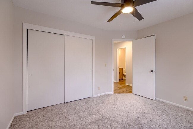 Building Photo - Great home in Millard