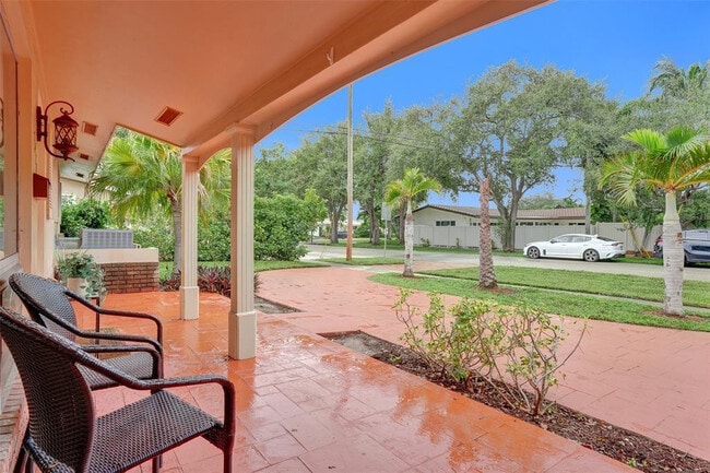 Building Photo - 6210 NE 21st Rd