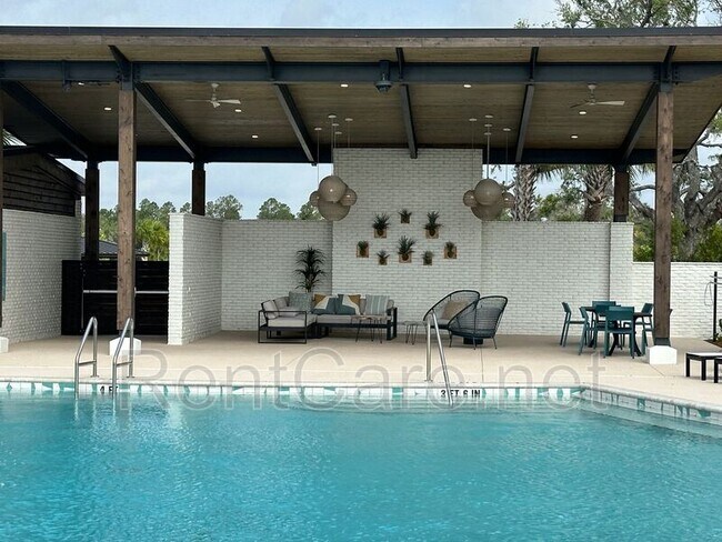 Building Photo - 6541 Cyrils Dr