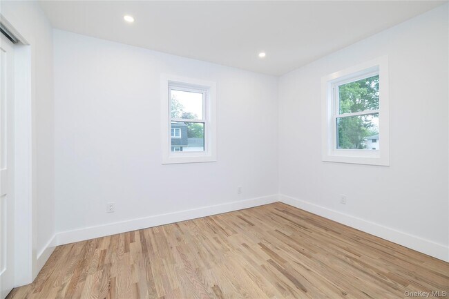 Building Photo - 62 Central Ave