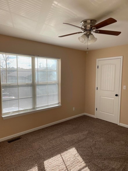 Building Photo - 2156 Old Harrison Pike NW