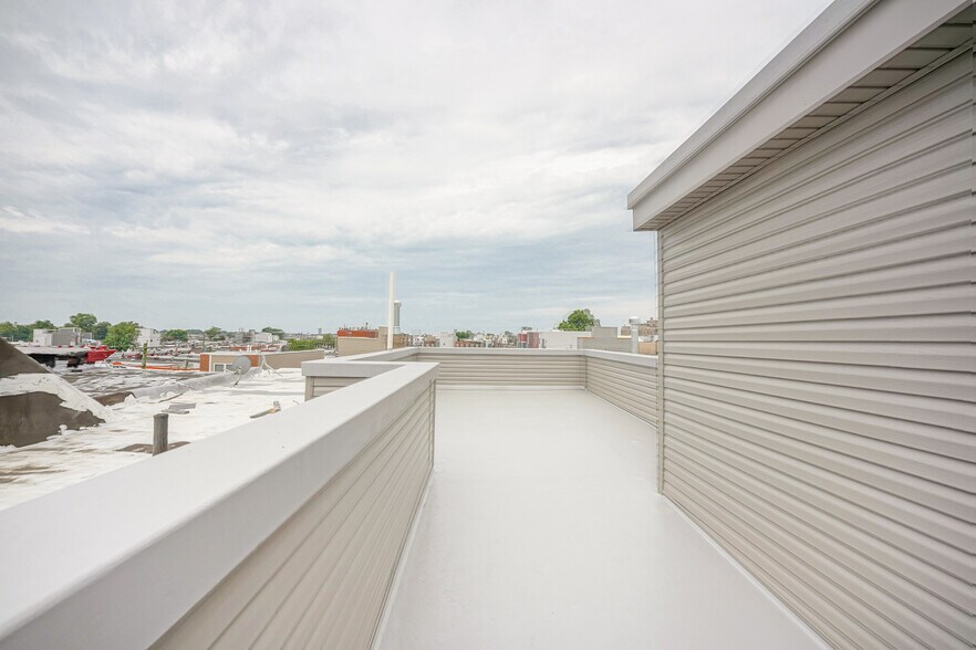 Building Photo - 2117 S 4th St