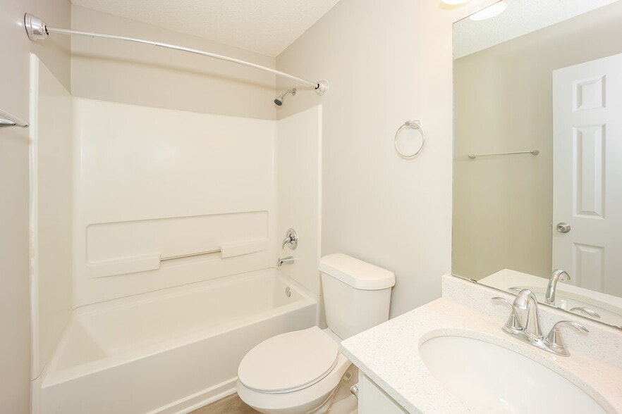 Building Photo - 154 Fairhaven Tr