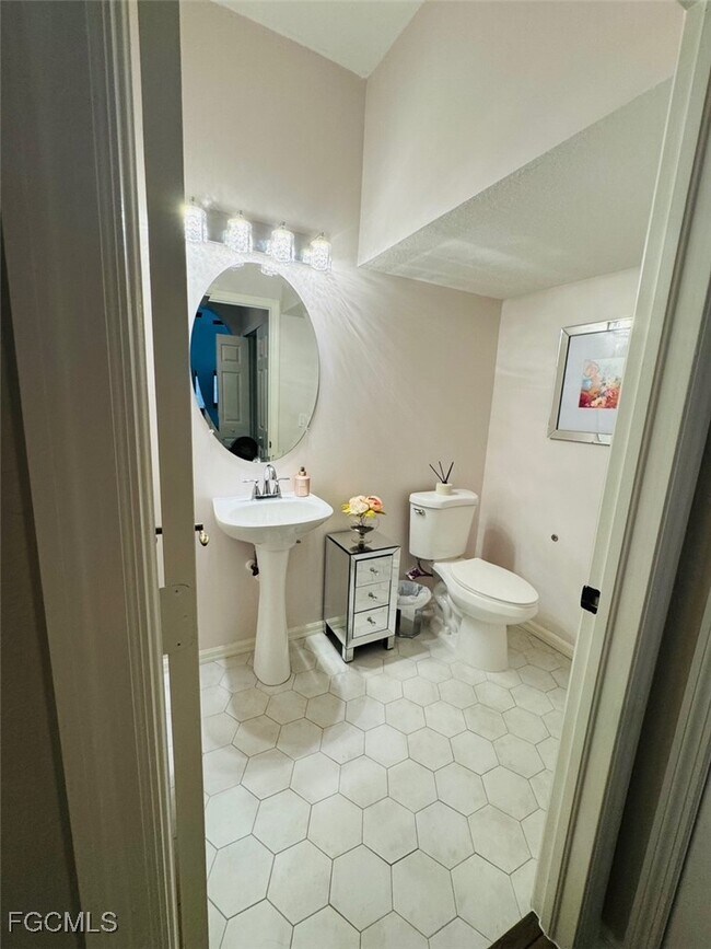 Building Photo - 7322 Bristol Cir