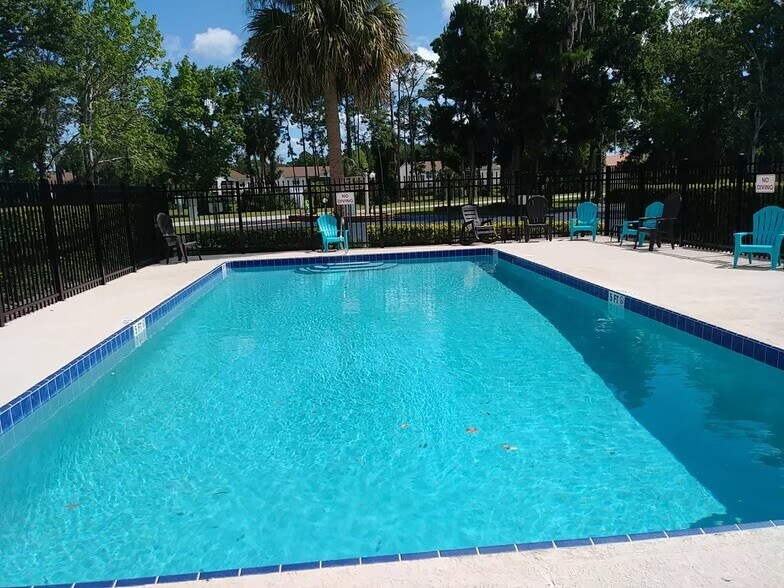 Building Photo - 1601 Big Tree Rd