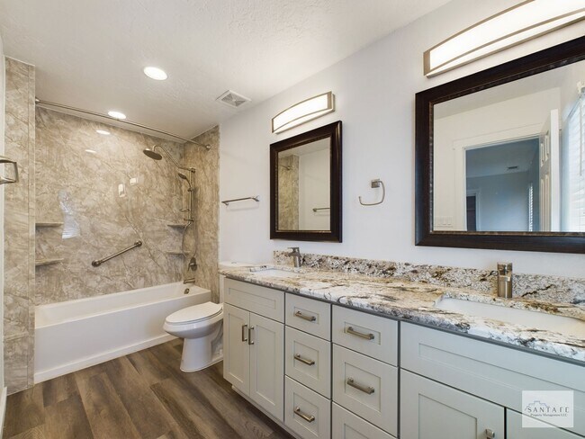 Building Photo - Beautifully Remodeled single Level Home Av...