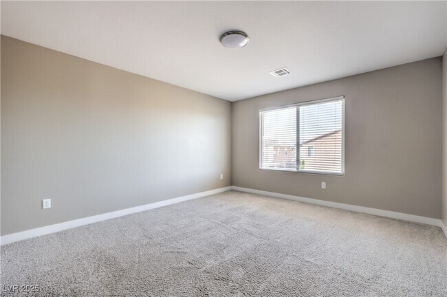 Building Photo - 3718 Paseo de Paz Ave