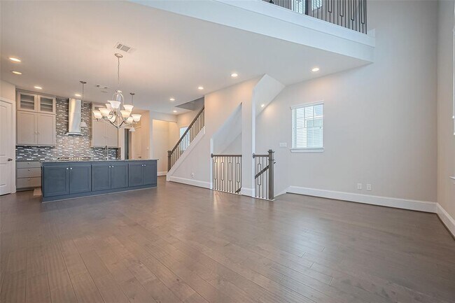 Building Photo - 11007 Acorn Falls Dr