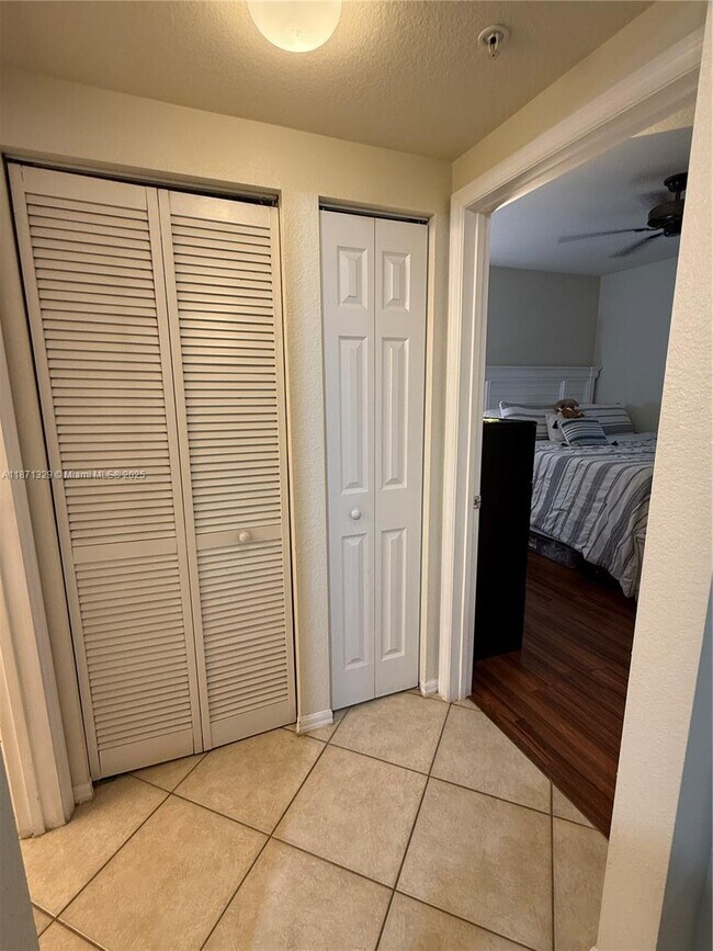 Building Photo - 6466 Emerald Dunes Dr
