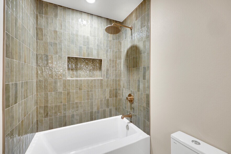 Building Photo - 3212 Moonflower Dr