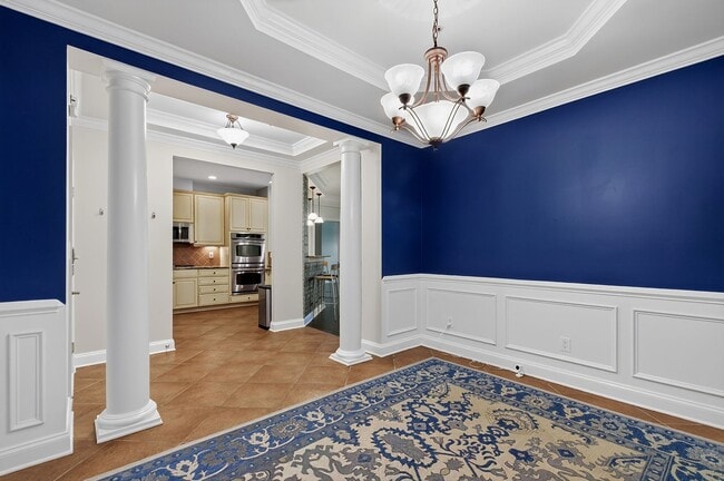 Building Photo - 10411 Rosegate Ct