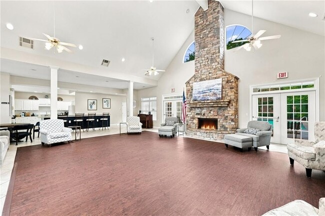 Building Photo - 3204 Village Ln