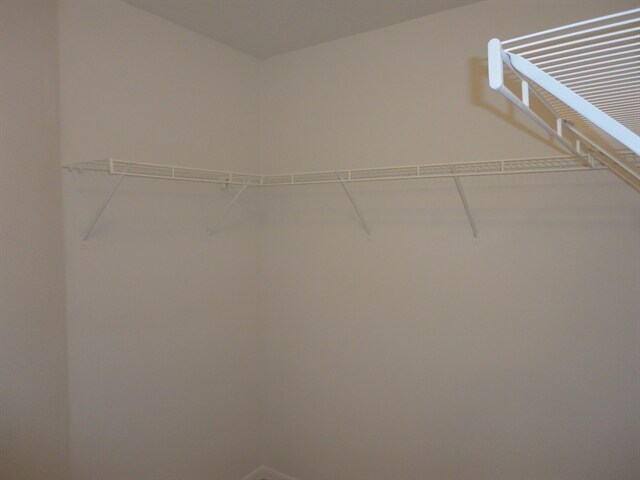 Building Photo - 10234 Perthshire Cir