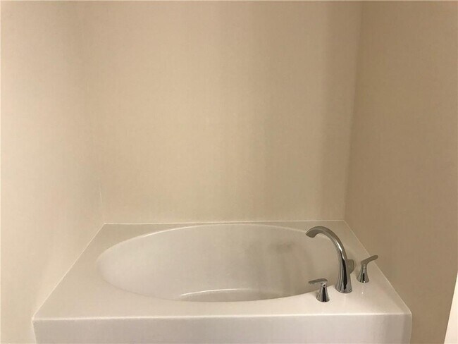 Building Photo - 3844 Equity Ln