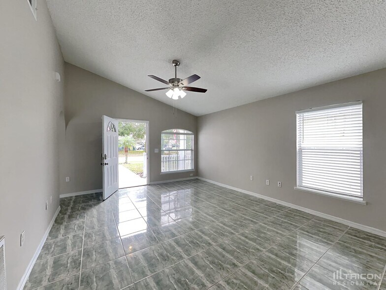 Building Photo - 228 Danville Dr