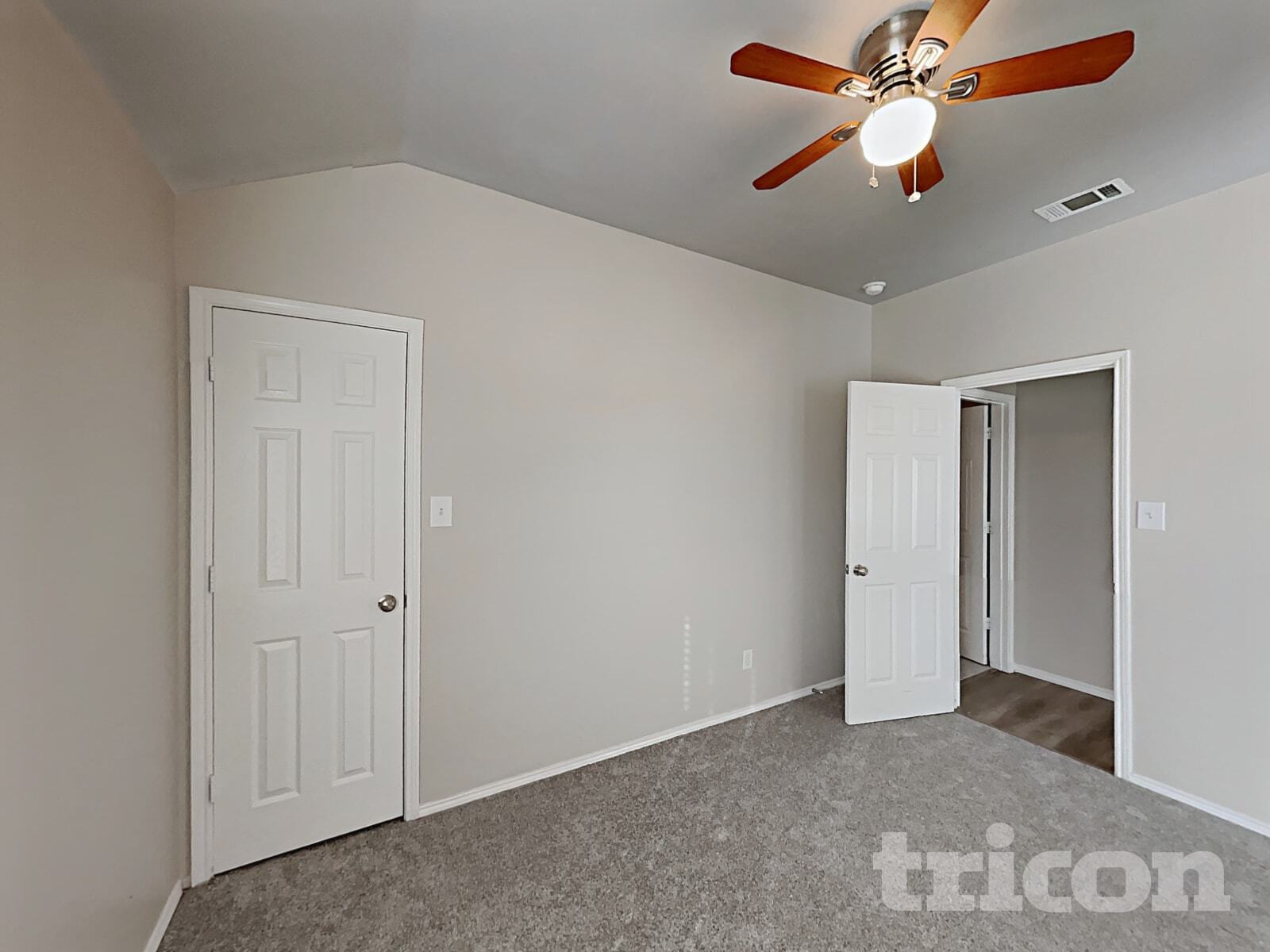 Building Photo - 5733 Parkview Hills Ln