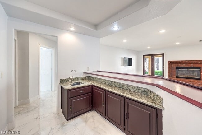 Building Photo - 3743 Lone Mesa Dr