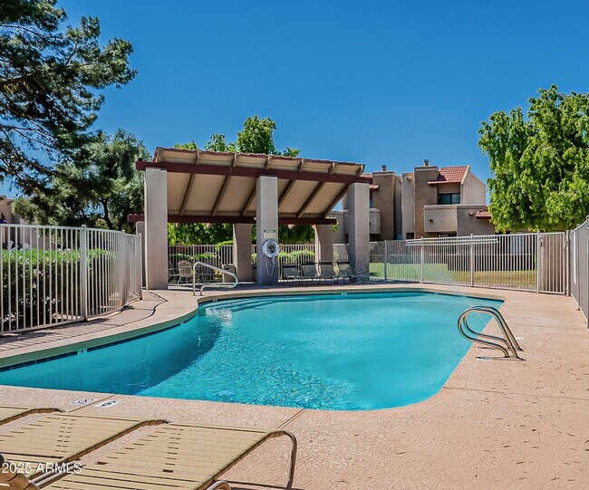 Primary Photo - 14420 N 57th Dr