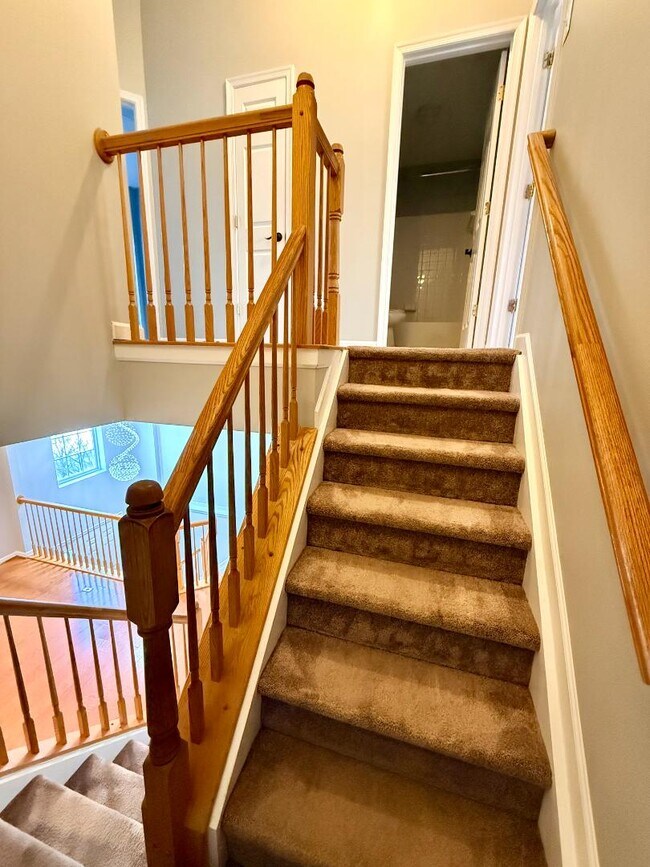 Building Photo - 838 Lowe Rd