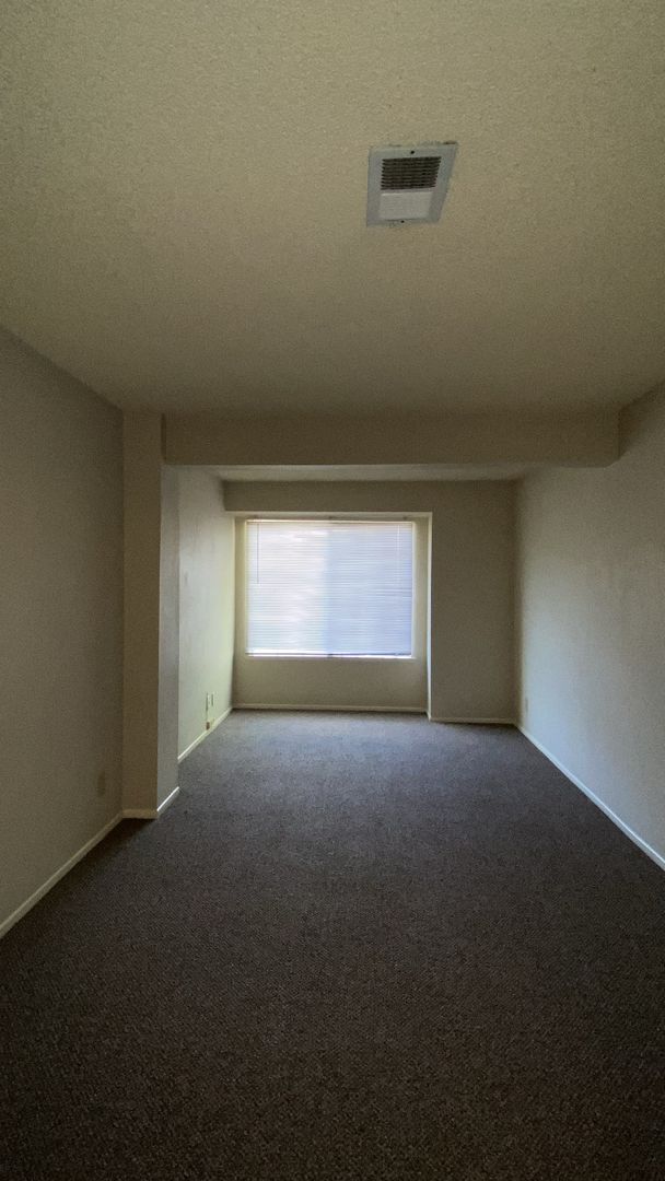 Building Photo - (APPLICATION PENDING) Beautiful Rancho Vis...