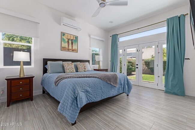 Building Photo - 11401 N 45th Pl