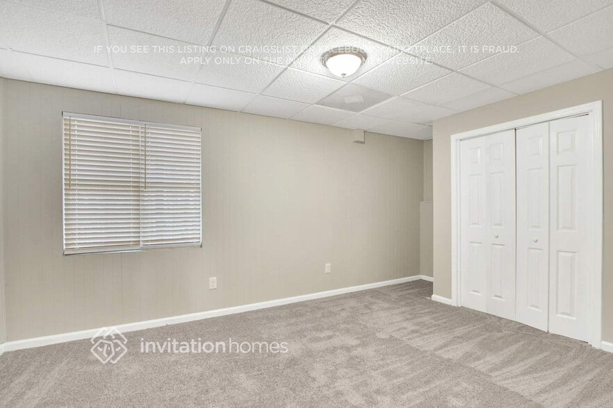 Building Photo - 1815 Independence Dr