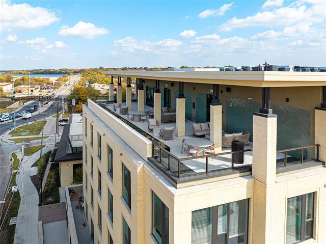 Building Photo - 7532 E Grand Ave