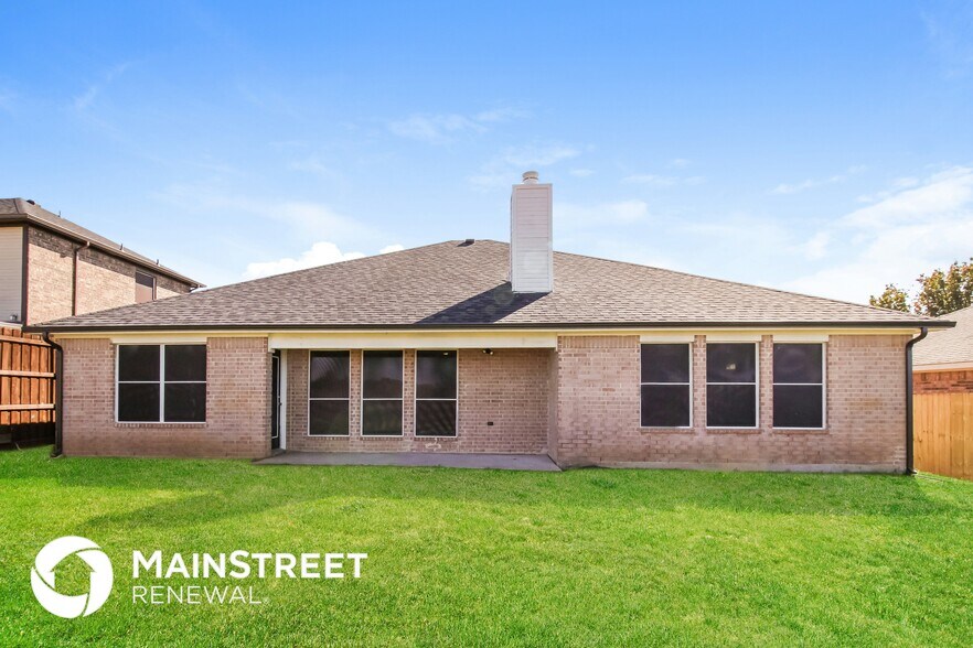 Building Photo - 2520 Castle Pines Dr
