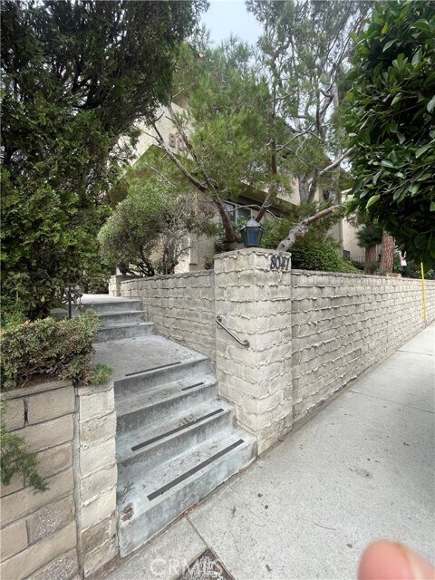 Building Photo - 8041 Redlands St