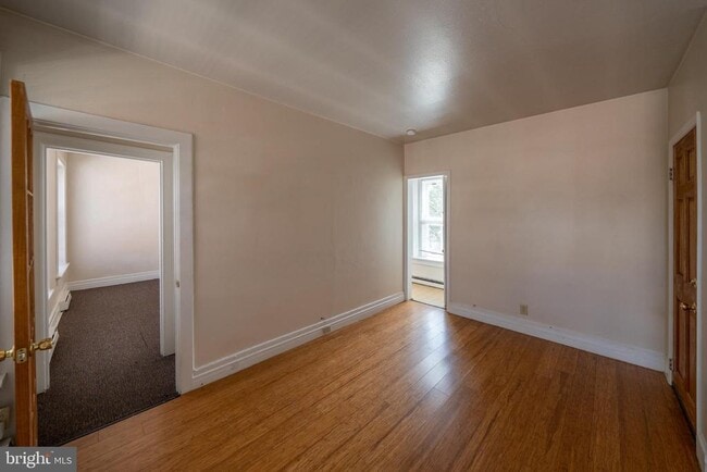 Building Photo - 301 S Broad St