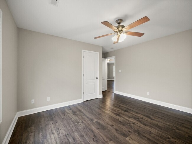 Building Photo - 6554 Colossal Ln