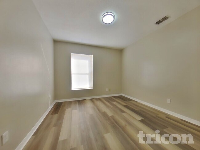 Building Photo - 647 Whitetail Loop