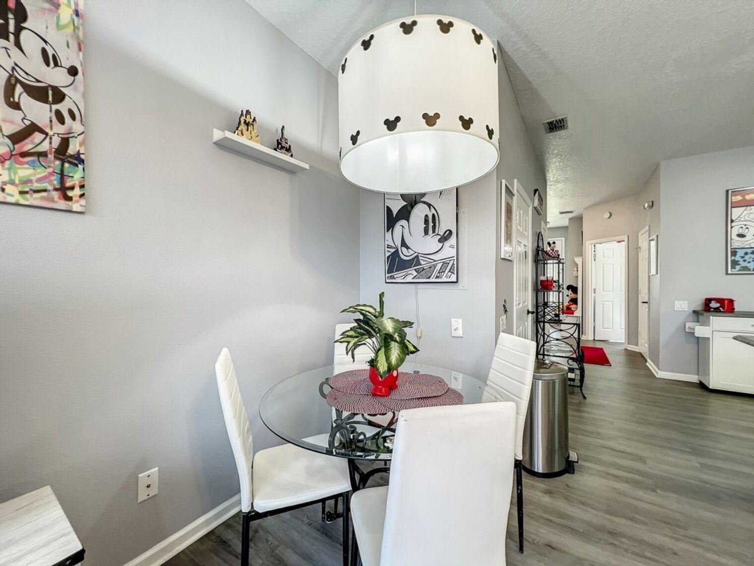 Building Photo - 2314 Silver Palm Dr